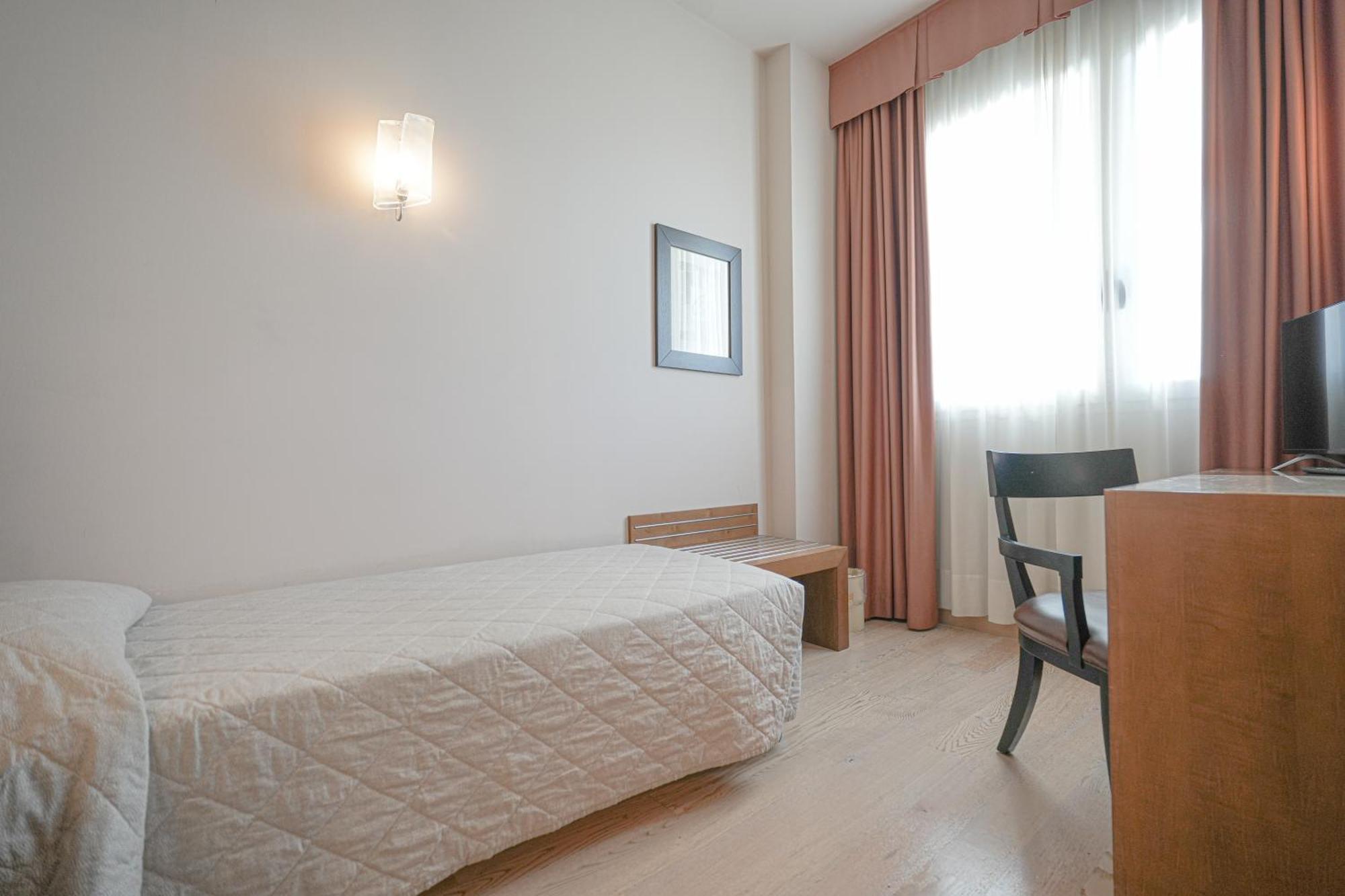 Hotel Europa Reggio nell'Emilia Exterior foto